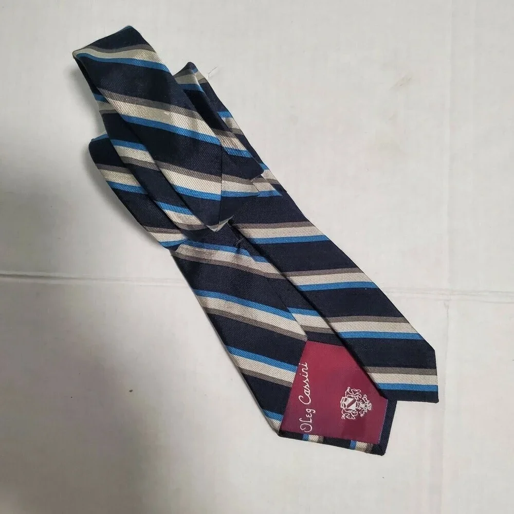 Oleg Cassini‎ Exclusive for Academy Awards Vintage Men's Tie Blue Silver Stripes